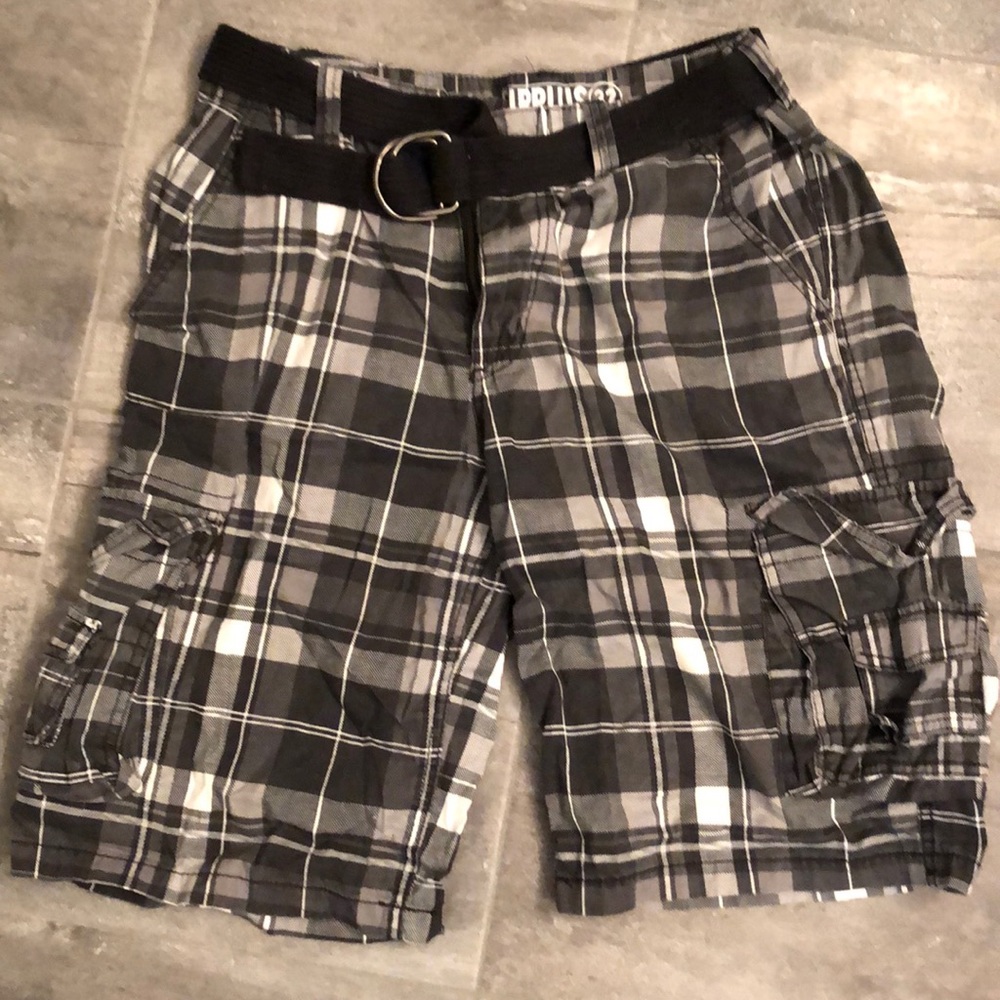 Men’s Plaid Shorts w/belt